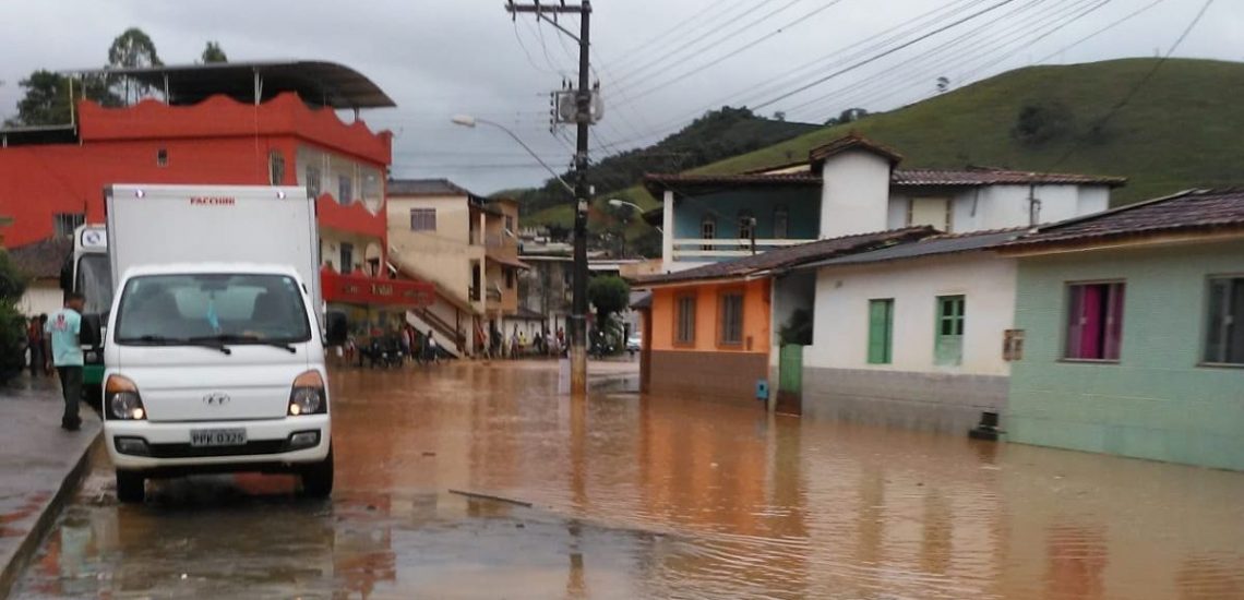 Mais de 900 pessoas estão desalojadas na região Sul por causa das chuvas